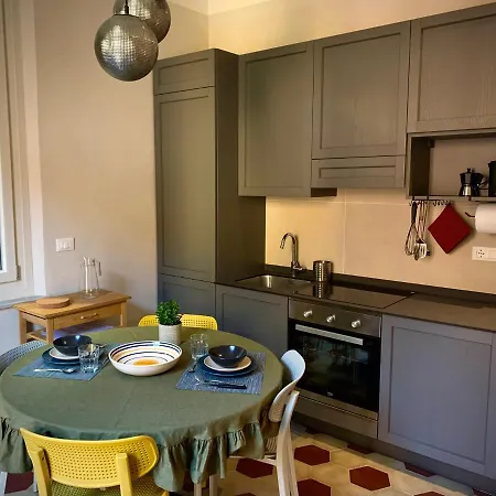 Casa In Oltretorrente Appartamento *
